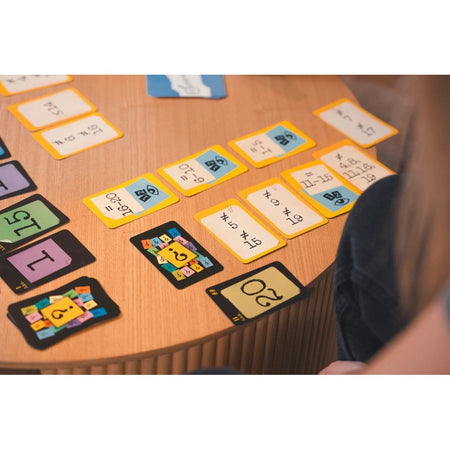 Deductio [Board Game, 2 - 4 Players] Board Game Brain Games