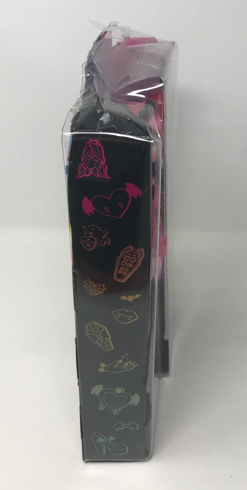 Monster High: Draculaura (HHK51) - Ages 4+ [USED - DAMAGED BOX] Toys & Hobbies Mattel