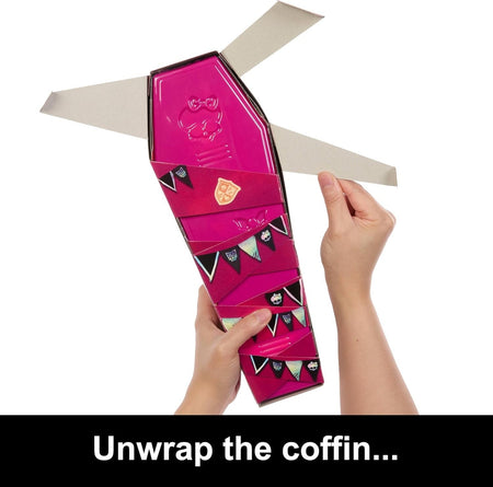 Monster High: Buried Secrets Mystery Doll - 5 Accessories Toys & Games Mattel